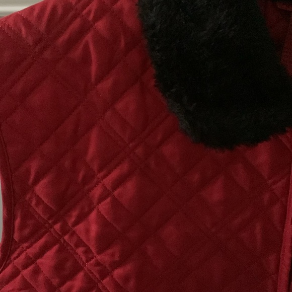 Red Faux Fur Vest - Picture 4 of 6